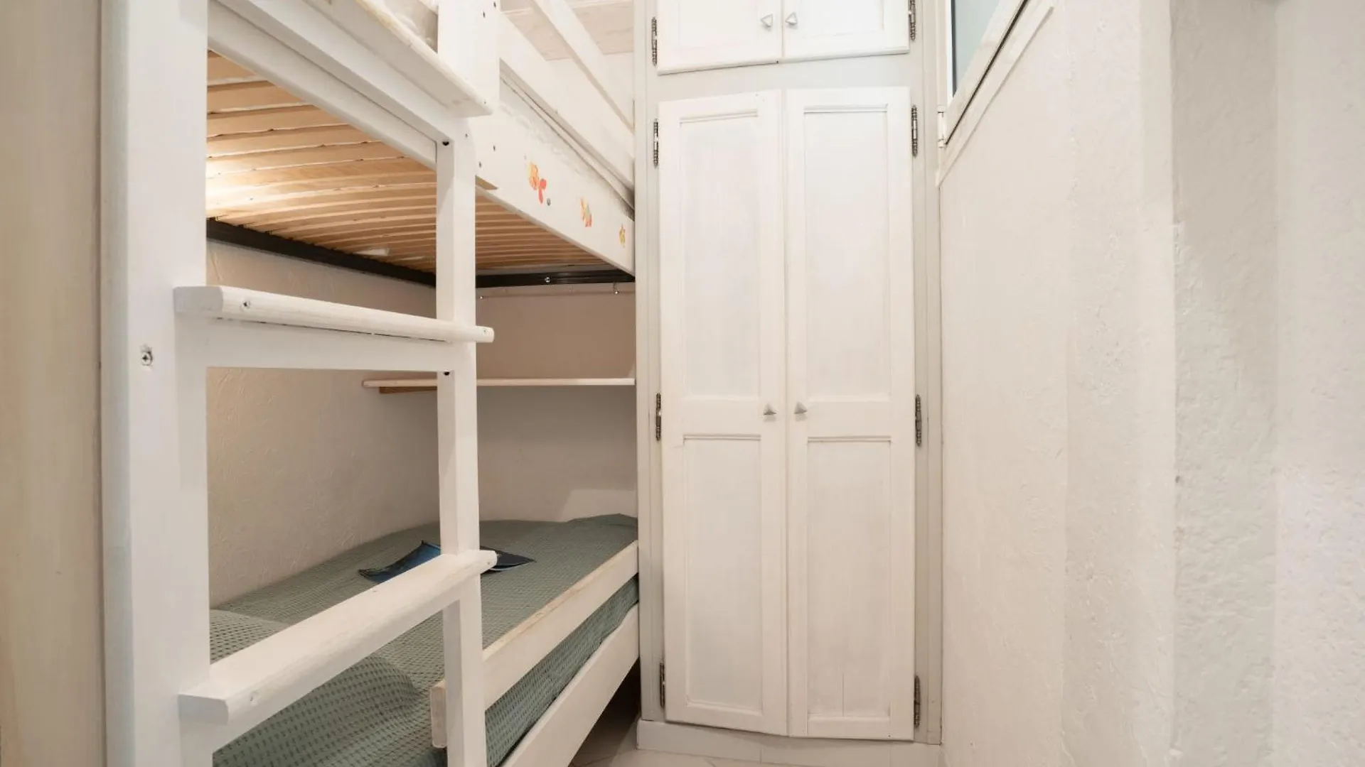 Studio Les Louvans-9 By Interhome Saint Aygulf