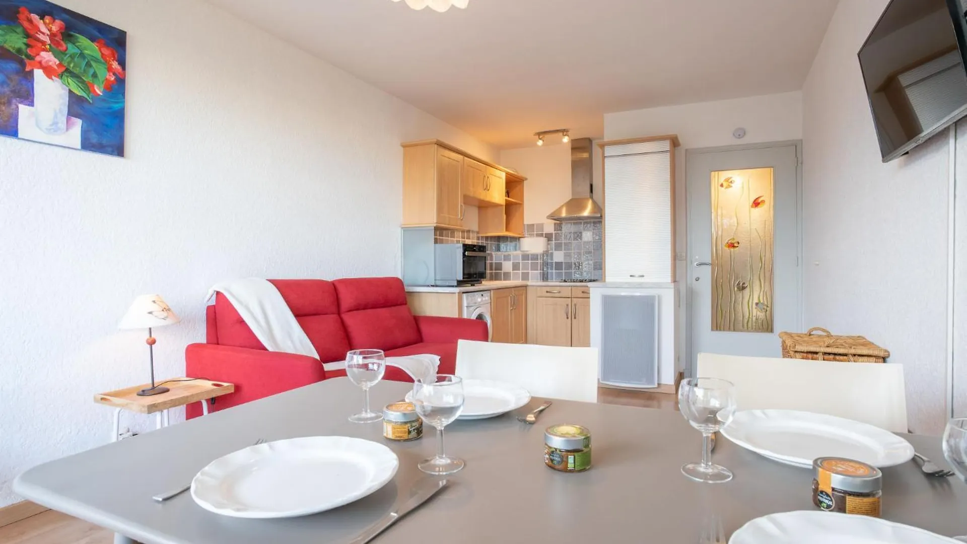 Studio Les Louvans-9 By Interhome Saint Aygulf 0*,