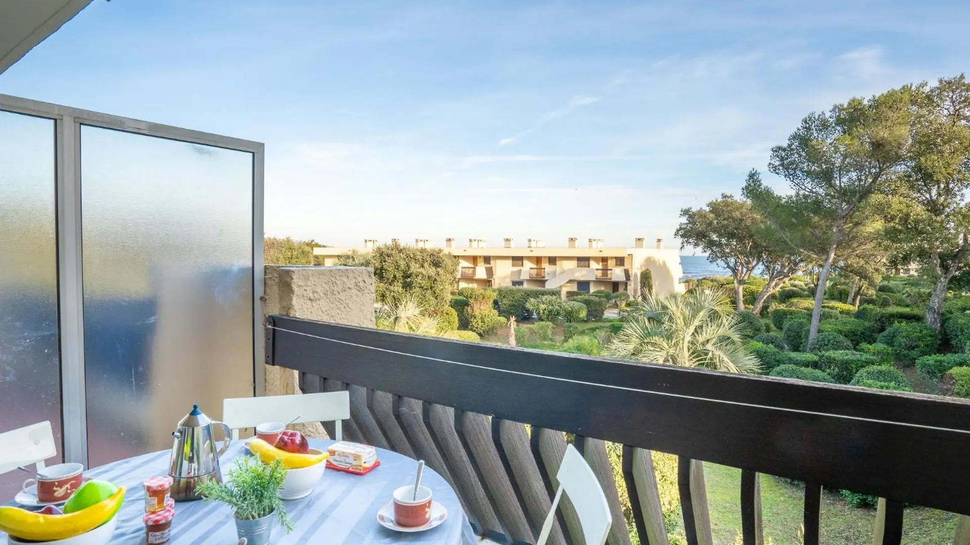 Apartment Studio Les Louvans-9 By Interhome Saint Aygulf